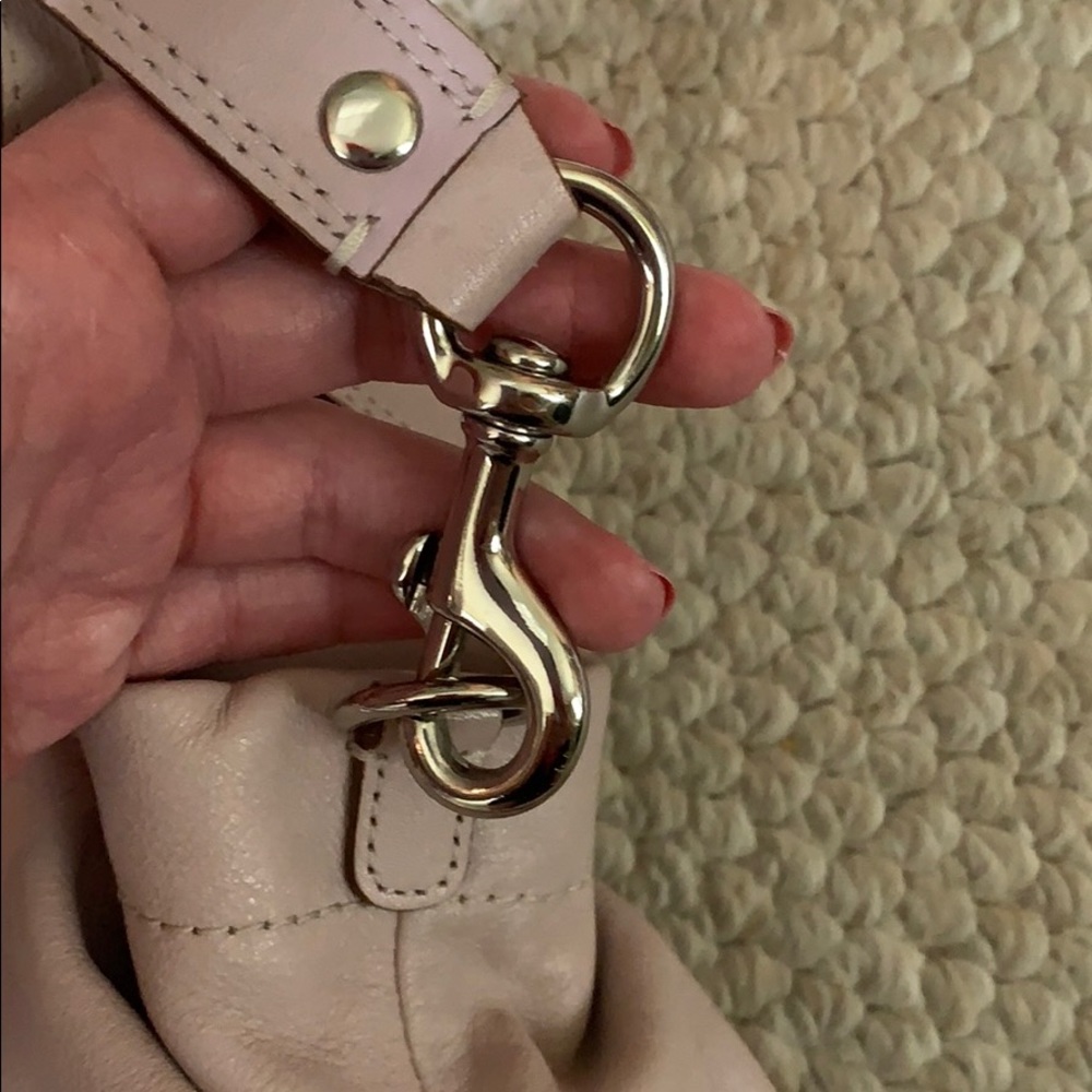 Coach Bags - Picture 5 of 5